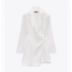 Satin effect. blazer like dress